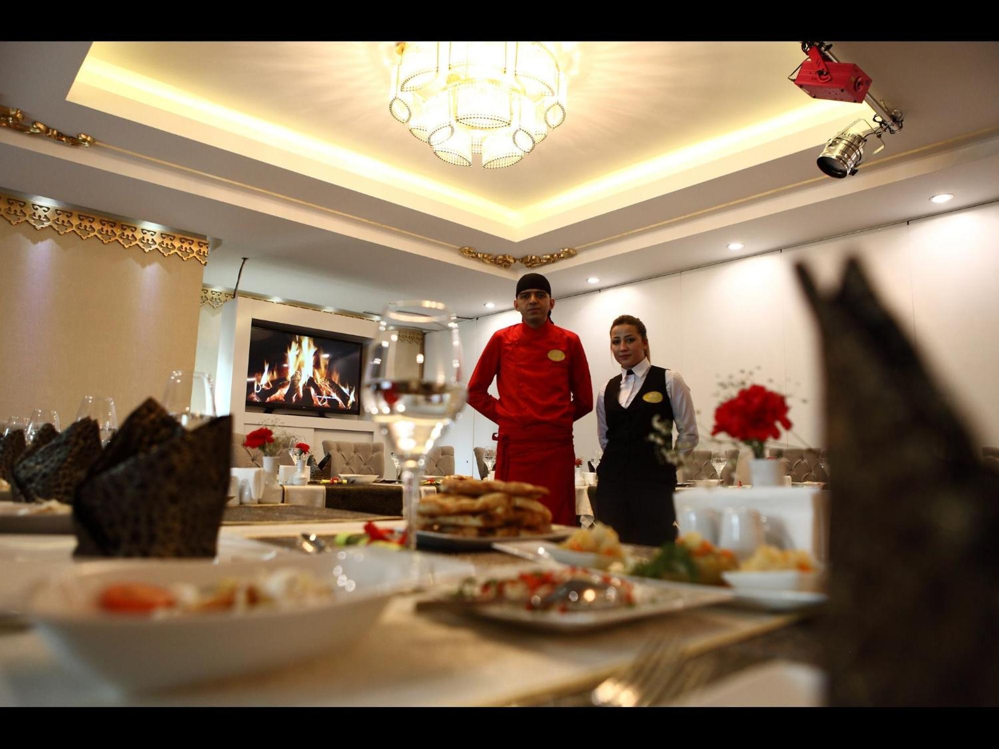 Sivas Revag Otel Luaran gambar
