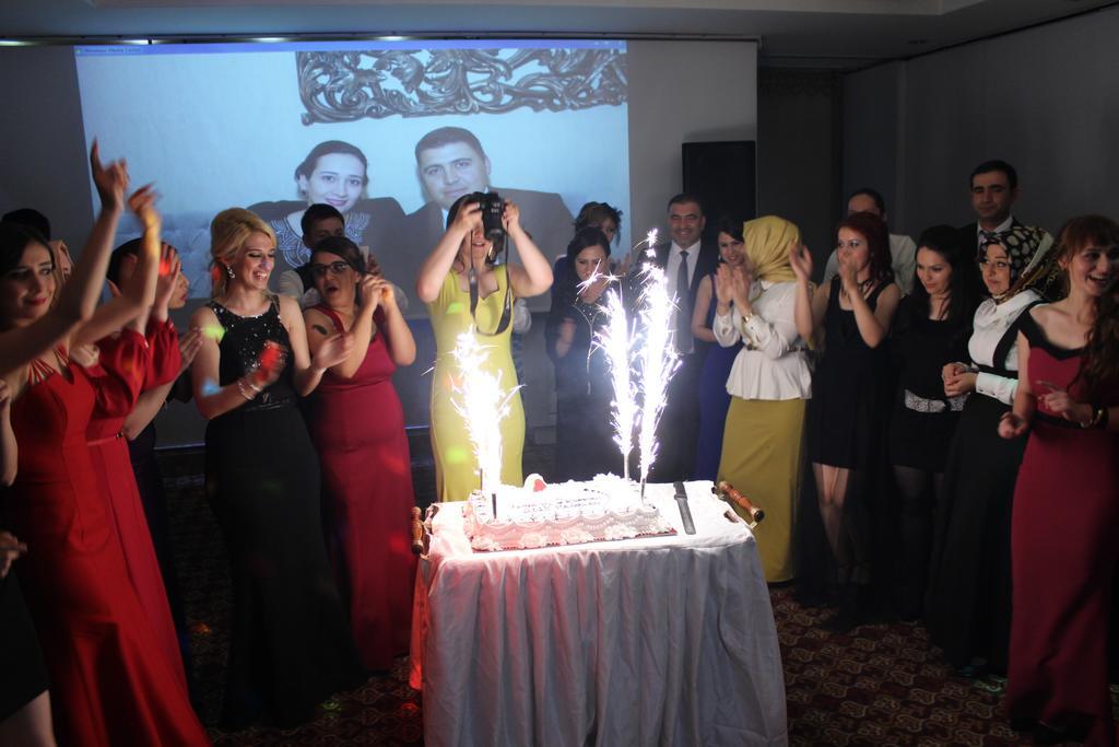 Sivas Revag Otel Luaran gambar