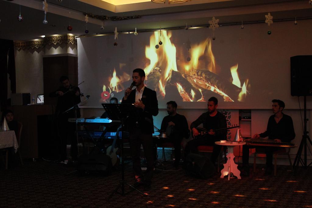 Sivas Revag Otel Luaran gambar